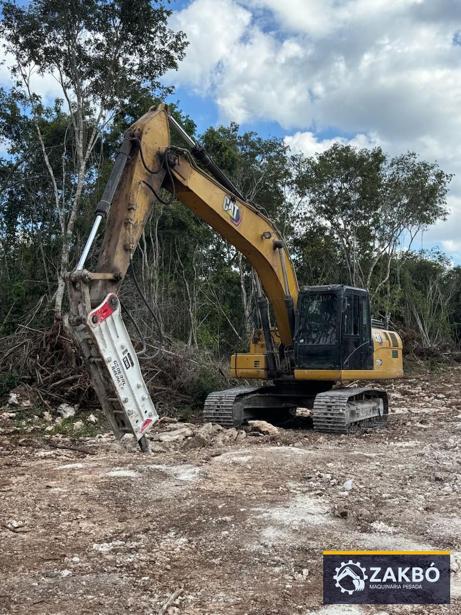 Maquinaria de ZAKBÓ trabajando en Tulum